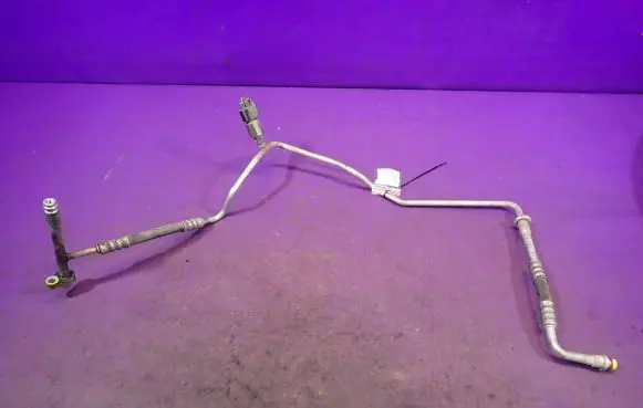 Ford Focus C-MAX Air conditioning (A/C) pipe/hose