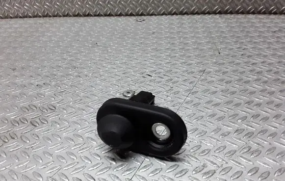 Toyota Avensis T250 Rear door sensor 