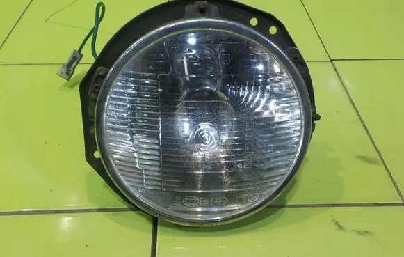 Lancia Beta Headlight/headlamp PRZOD
