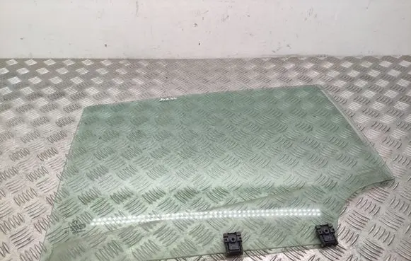Rear door window glass