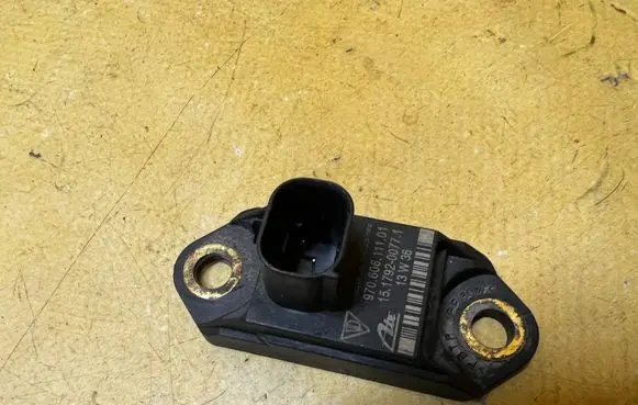 Porsche Panamera (970) Airbag deployment crash/impact sensor 97060611101