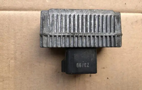 Opel Zafira A Glow plug pre-heat relay 09132691