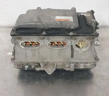 Toyota Auris E180 Voltage converter inverter G920076011
