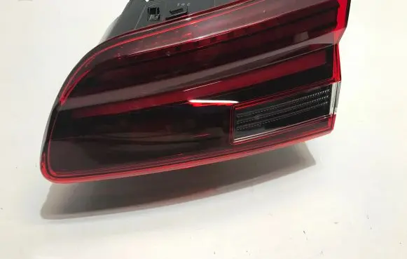 Citroen C5 X Tailgate rear/tail lights 9834936180 29255