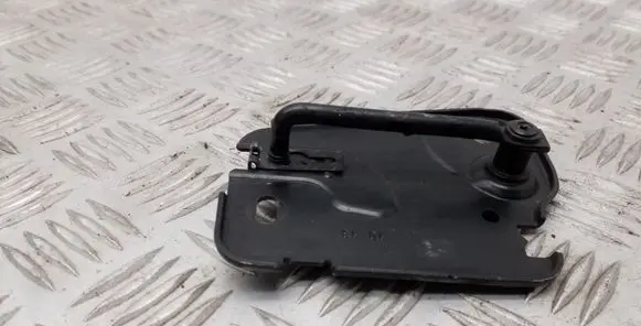 Audi A3 S3 8V Engine bonnet/hood lock/latch loop/hook 8V0823185B