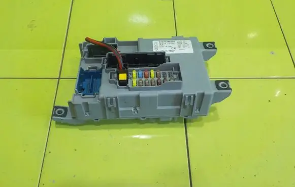Peugeot Bipper Fuse box set 01371448080 13AB85