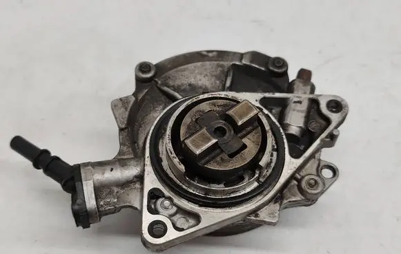 Peugeot 207 Vacuum pump 755691980 V755691980 701366030