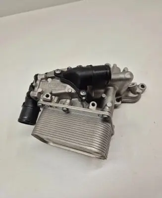 Engine oil radiator