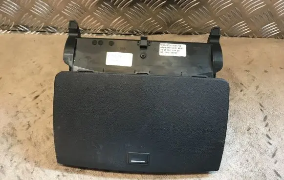 Mercedes-Benz C W204 Screen/display/small screen A2046801231