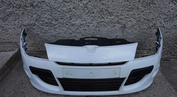 Renault Megane III Front bumper