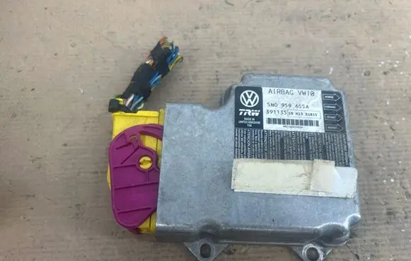 Volkswagen Tiguan Airbag control unit/module 5N0959655A 391135 19H13S1815
