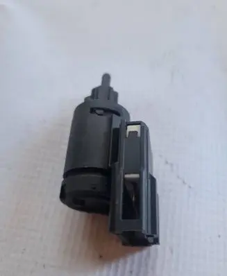 Audi A4 S4 B6 8E 8H Brake pedal sensor switch 3B0945511C 10118 19322010