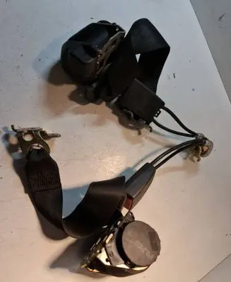 BMW 7 E38 Set of seat belts 16398D