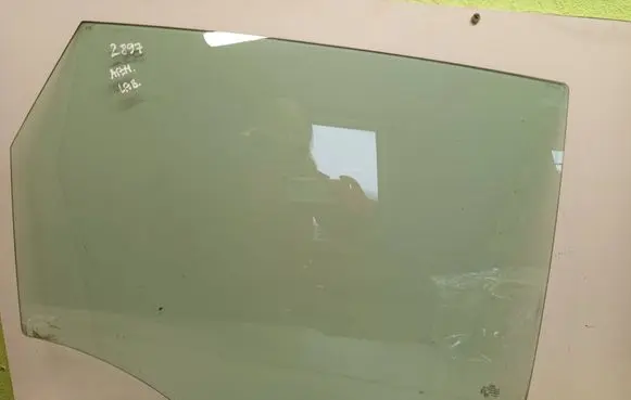 Audi Q5 SQ5 Rear door window glass 