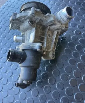 Mercedes-Benz CLA C117 X117 W117 Water pump A6512000501 6512000501