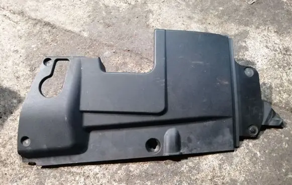 Lexus IS 220D-250-350 Engine cover (trim) 5379553020