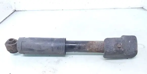 Hyundai Santa Fe Rear shock absorber/damper 553102B211