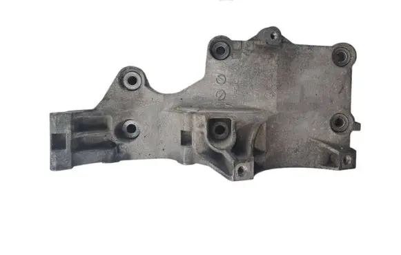 Volkswagen Touran I Generator/alternator bracket 03G903143A