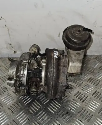 Toyota Avensis T250 Turbo 172010R020 0S10290126