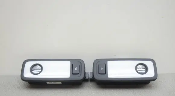 Audi Q5 SQ5 Front seat light 8R0947291 8R0947292