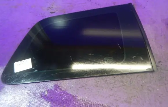 Renault Megane II Rear side window