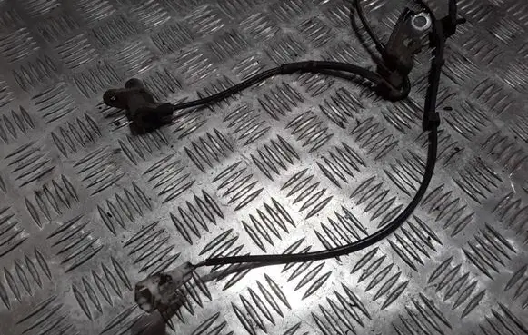 Toyota Avensis T250 ABS brake wheel speed sensor 8954202040