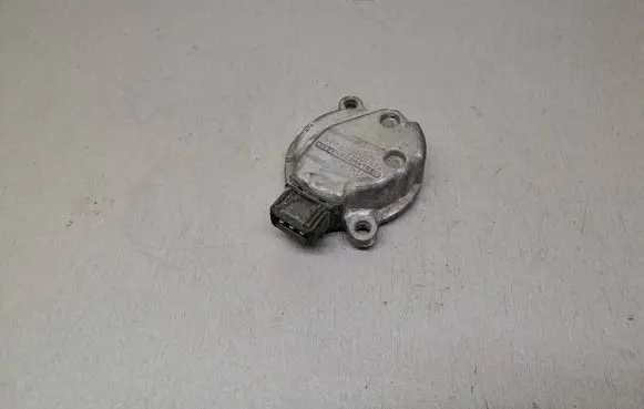 Audi 80 90 B3 Camshaft position sensor 0232101024 058905161B