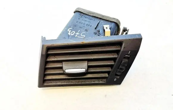 BMW X3 E83 Dash center air vent grill 400075
