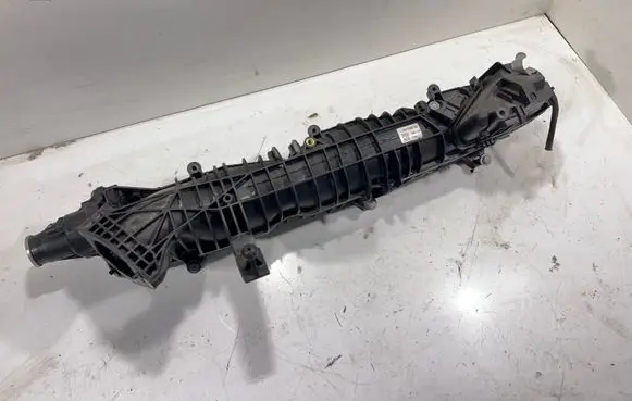 BMW 6 F06 Gran coupe Intake manifold 7811909