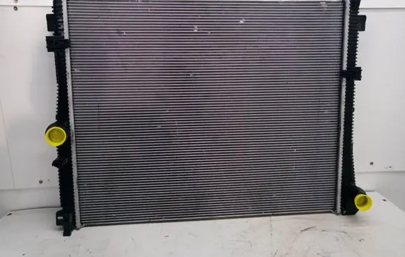 BMW 4 G22 G23 G24 G26 Coolant radiator 8666748 T73590B RA2387