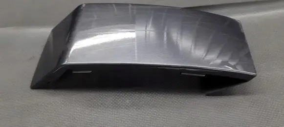 Volvo XC90 Rear/tail light trim molding 