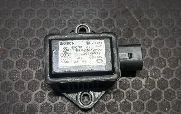 Audi A6 S6 C6 4F ESP acceleration yaw rate sensor 4F0907637 0265005278