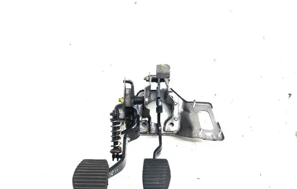 Citroen Berlingo Pedal assembly 0943211408