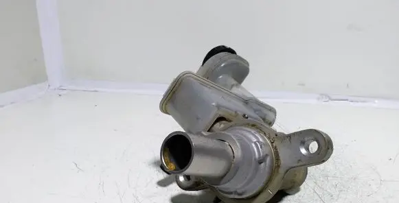 Renault Koleos I Master brake cylinder 226678