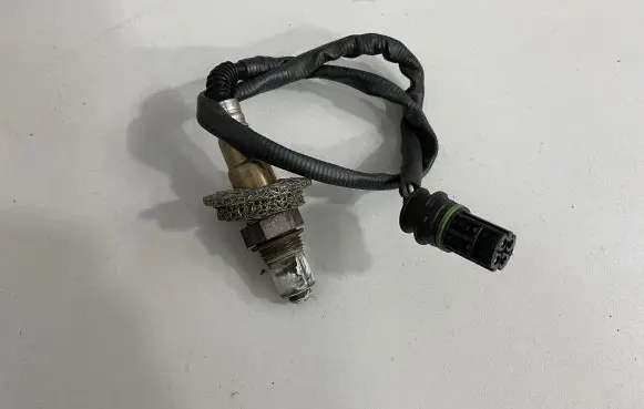 BMW 5 F10 F11 Lambda probe sensor 7526262