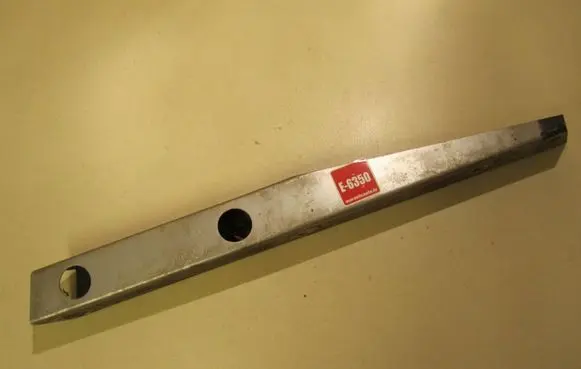 Audi A2 Fender mounting bracket 8Z0805091A