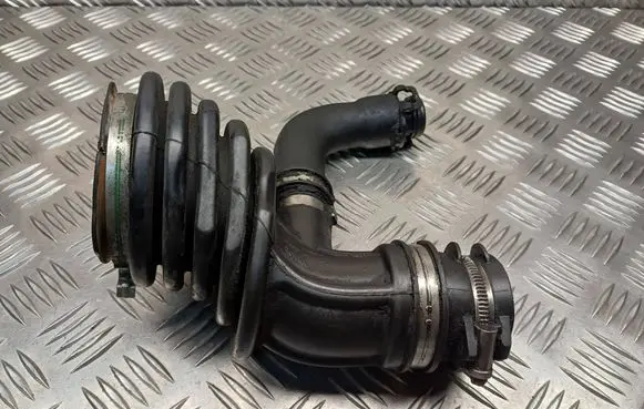 Volvo V50 Air intake hose/pipe 72100865 7M5Q6886AD