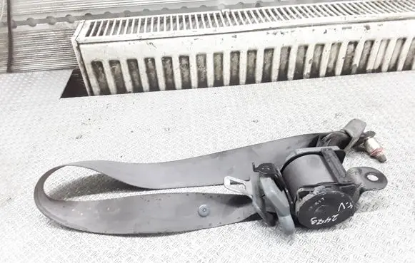 SsangYong Rodius Middle seatbelt (rear) 