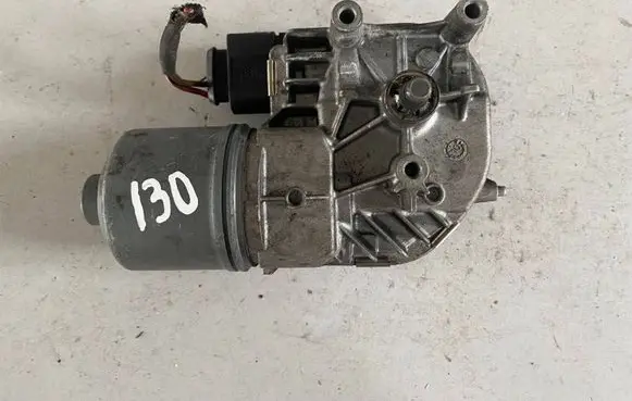 Volkswagen PASSAT B5.5 Front wiper linkage and motor 3B1955113D 0390241528