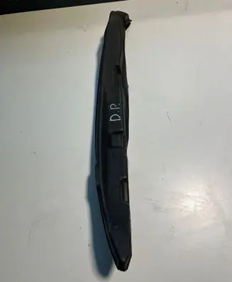 Opel Zafira C Fender end trim 13433120