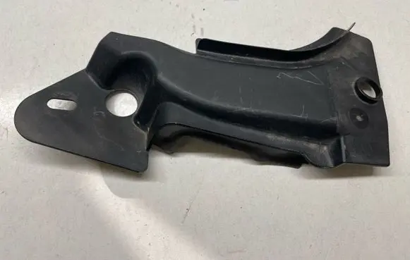 Mercedes-Benz S C217 Fender end trim A2178810223 2178810223