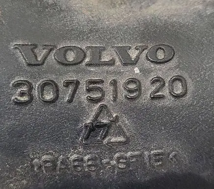 Volvo V70 Intercooler hose/pipe 30751920