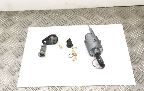 Hyundai Santa Fe Ignition lock 8190526210 N2171