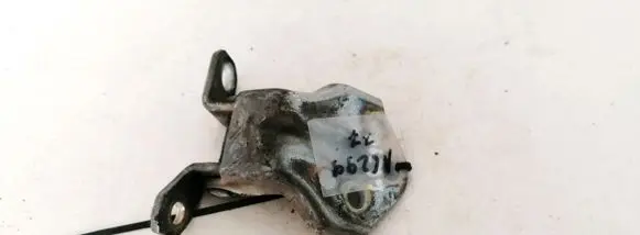Hyundai Sonata Front door upper hinge