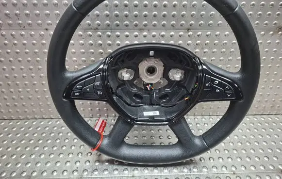 Dacia Sandero III Steering wheel S26279966 484004438R