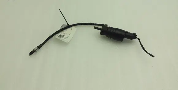 BMW X6 E71 Windscreen/windshield washer pump 6934160 67126934160