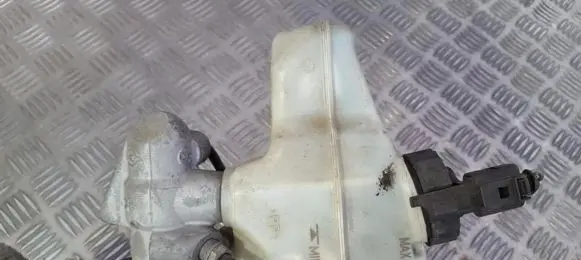 Skoda Octavia Mk2 (1Z) Master brake cylinder 1K2611301C 03.3508-8636.1