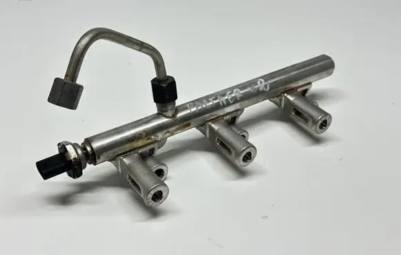Peugeot Partner III Fuel main line pipe 9811353880 27139Y01 2084190