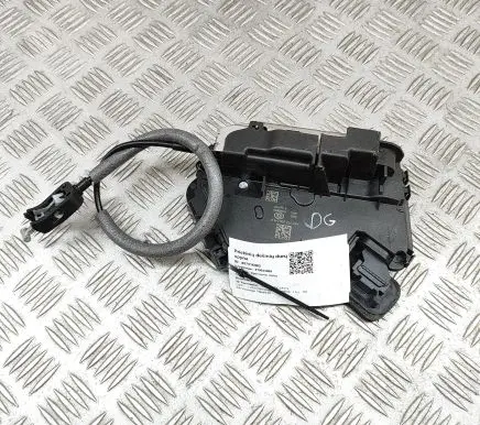 Volkswagen T-Roc Front door lock 5TA839016P