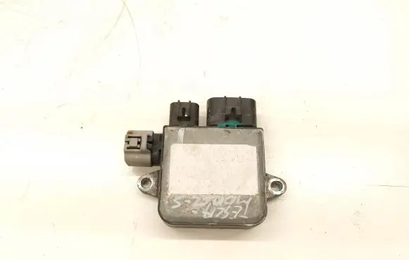 Tesla Model S Coolant fan relay 8282120280
